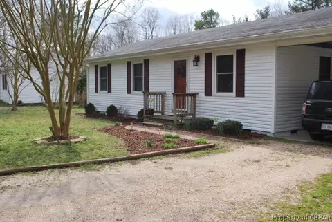 4486 Hickory Fork Rd, Gloucester, VA 23061 photo 3