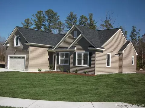 3852 Ordinary Loop, Gloucester, VA 23072 photo 1