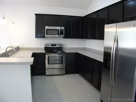 3852 Ordinary Loop, Gloucester, VA 23072 photo 4