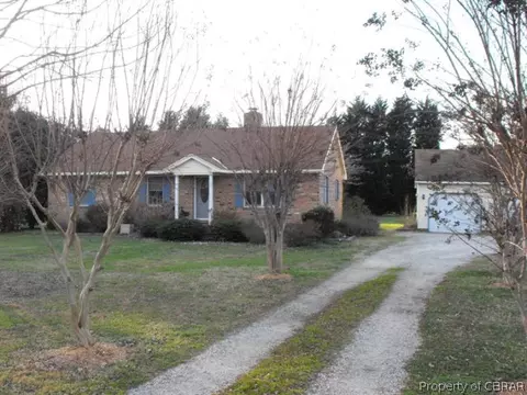 8096 Roaring Springs Rd, Gloucester, VA 23061 photo 13
