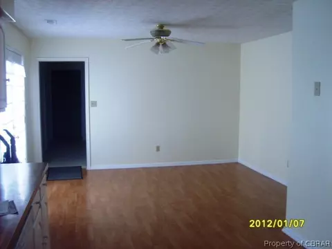 6807 Ark Rd, Gloucester, VA 23061 photo 3