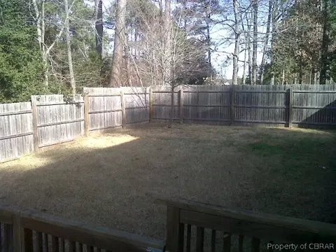 7735 Waters Edge Ln, Gloucester, VA 23061 photo 3
