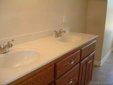 2012 Mark Pine Rd, Hayes, VA 23072 photo 4