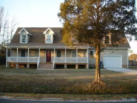 2012 Mark Pine Rd, Hayes, VA 23072 photo 1