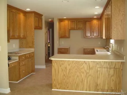 2012 Mark Pine Rd, Hayes, VA 23072 photo 2