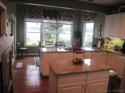 676 Yankee Point Rd, Lancaster, VA 22503 photo 7