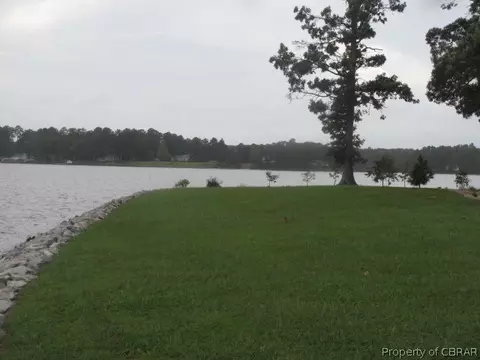 676 Yankee Point Rd, Lancaster, VA 22503 photo 4