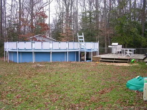 8158 Kitchener Dr, Gloucester, VA 23061 photo 3