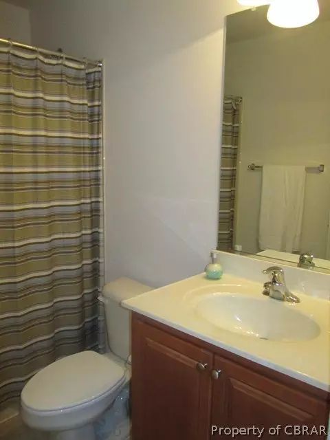 7281 Jeanne Dr, Gloucester, VA 23061 photo 9