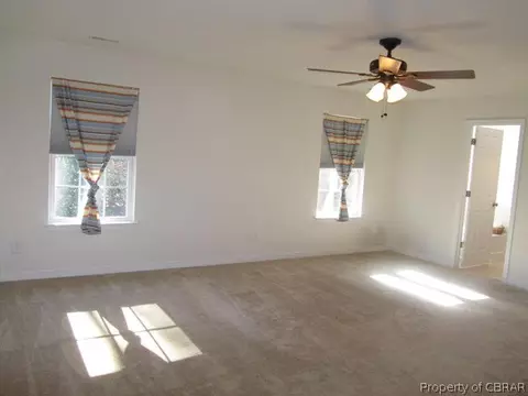 7281 Jeanne Dr, Gloucester, VA 23061 photo 11