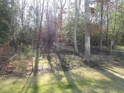 7281 Jeanne Dr, Gloucester, VA 23061 photo 20