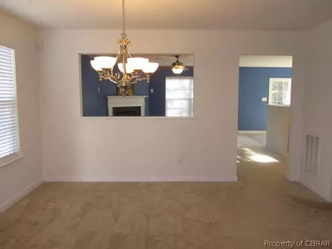 7281 Jeanne Dr, Gloucester, VA 23061 photo 7