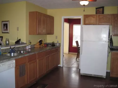 8090 Founders Mill Way, Gloucester, VA 23061 photo 3