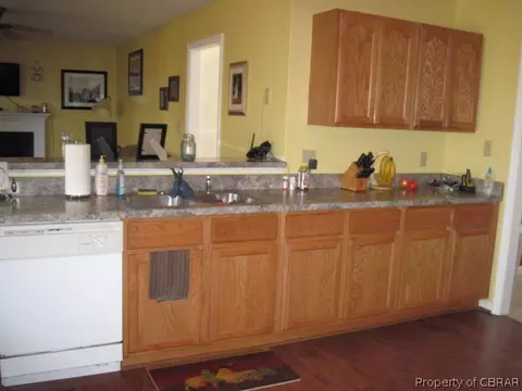 8090 Founders Mill Way, Gloucester, VA 23061 photo 5