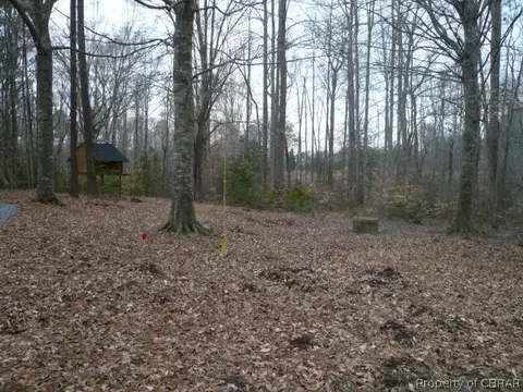 6584 Pine Haven Cir, Gloucester, VA 23061 photo 11