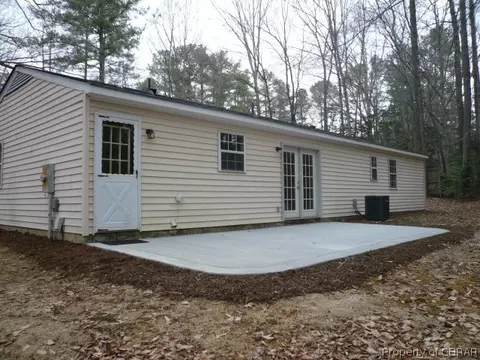 6584 Pine Haven Cir, Gloucester, VA 23061 photo 10