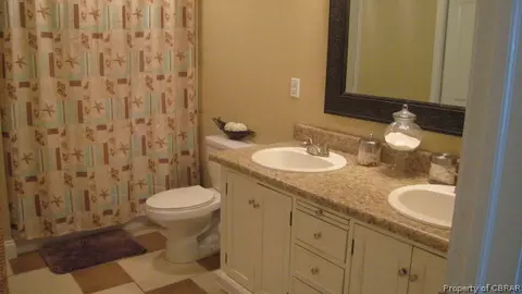 7090 Potter Ln, Gloucester, VA 23061 photo 7