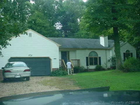 7021 Tracy Ct, Gloucester, VA 23061 photo 1
