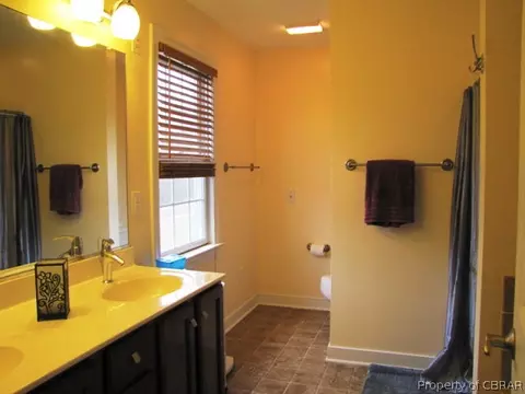 9161 Marlfield Rd, Gloucester, VA 23061 photo 8