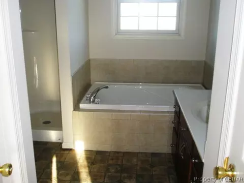 87 Edwards Ct, Mathews, VA 23109 photo 7