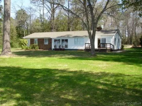 5198 Weaver Ln, Gloucester, VA 23061 photo 6