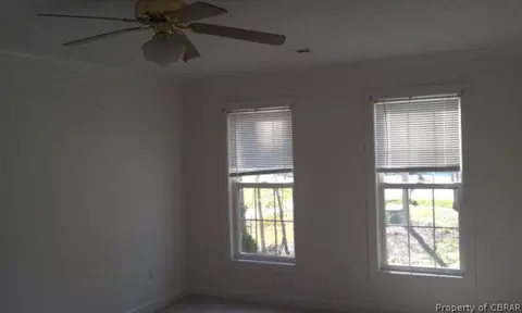 6517 Fairbrook Ct, Gloucester, VA 23061 photo 9