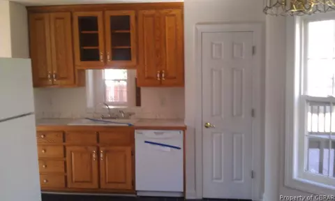 6517 Fairbrook Ct, Gloucester, VA 23061 photo 6