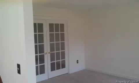 6517 Fairbrook Ct, Gloucester, VA 23061 photo 4