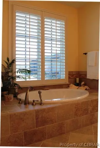 4105 Valley Front Ln, Gloucester, VA 23061 photo 28