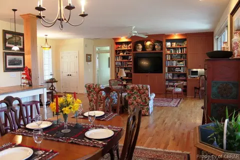 4105 Valley Front Ln, Gloucester, VA 23061 photo 8