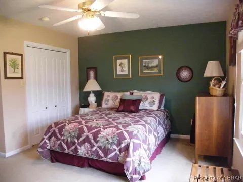 7745 Colin Ct, Gloucester Point, VA 23062 photo 5