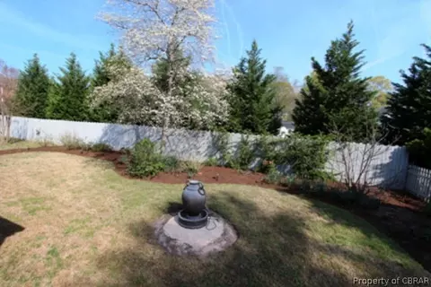 1671 Tyndall Point Rd, Gloucester Point, VA 23062 photo 15