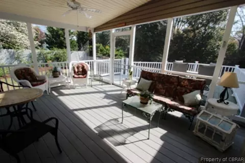 1671 Tyndall Point Rd, Gloucester Point, VA 23062 photo 12