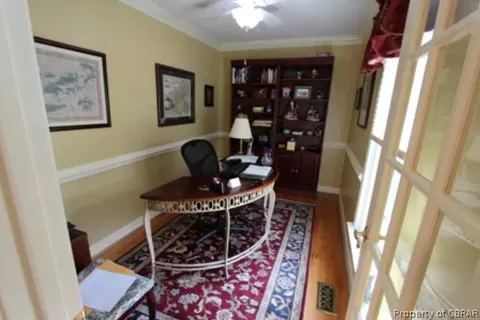 1671 Tyndall Point Rd, Gloucester Point, VA 23062 photo 10