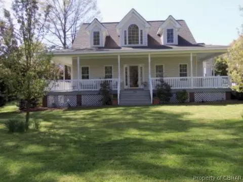 1750 Gloucester Rd, Gloucester Point, VA 23062 photo 1