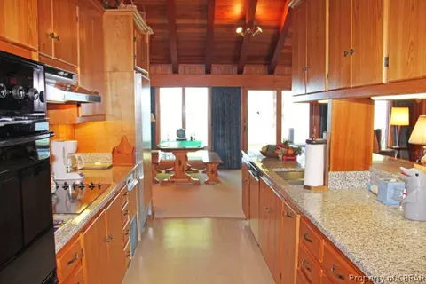 261 Amber Rd, Weems, VA 22576 photo 9