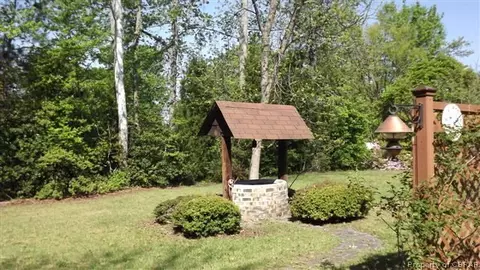 27 Northampton Dr, Hampton, VA 23666 photo 3
