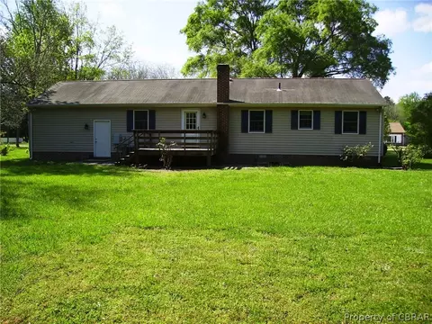 6147 Virginia Dr, Gloucester, VA 23061 photo 2
