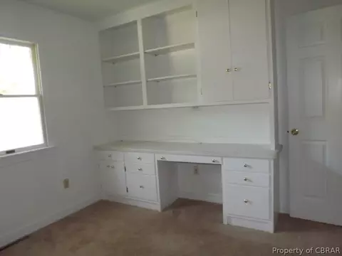 6147 Virginia Dr, Gloucester, VA 23061 photo 10