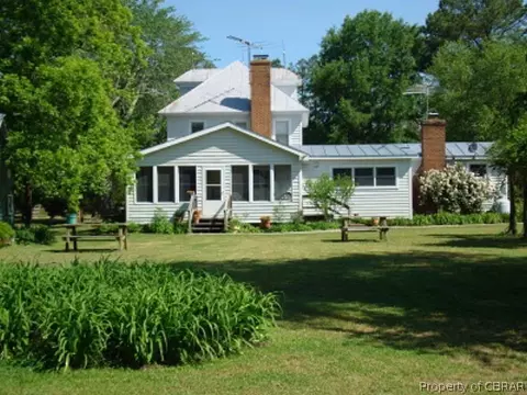 576 Marsh Hawk Rd, Mathews, VA 23109 photo 2