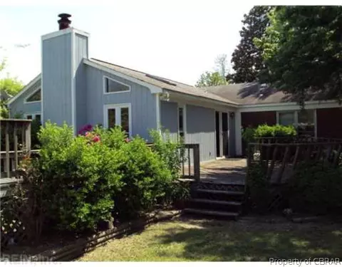 1820 Canterbury Rd, Hampton, VA 23666 photo 3