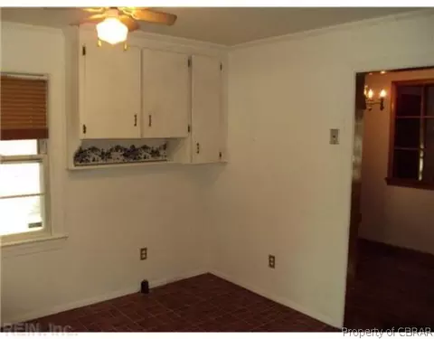 1820 Canterbury Rd, Hampton, VA 23666 photo 8