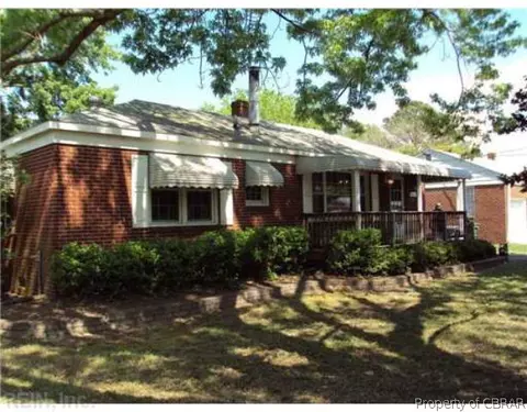 1820 Canterbury Rd, Hampton, VA 23666 photo 1