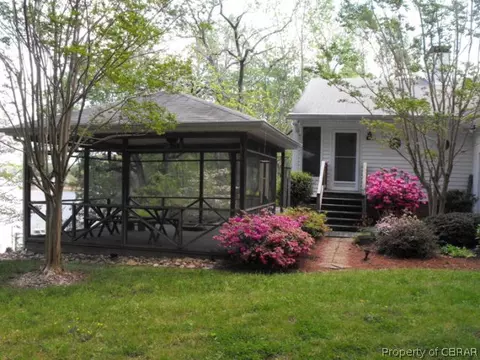 11014 Piankatank Dr, Dutton, VA 23050 photo 8
