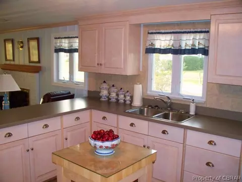 6 Sugar Toad Ln, Deltaville, VA 23043 photo 9