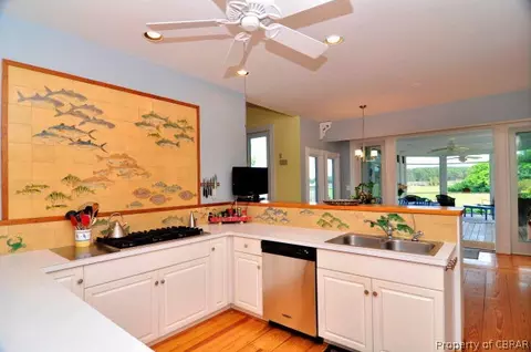 2108 Ocran Rd, White Stone, VA 22578 photo 9