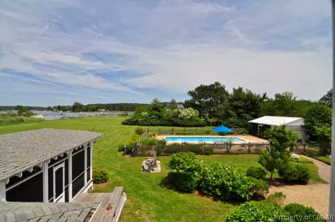 2108 Ocran Rd, White Stone, VA 22578 photo 2