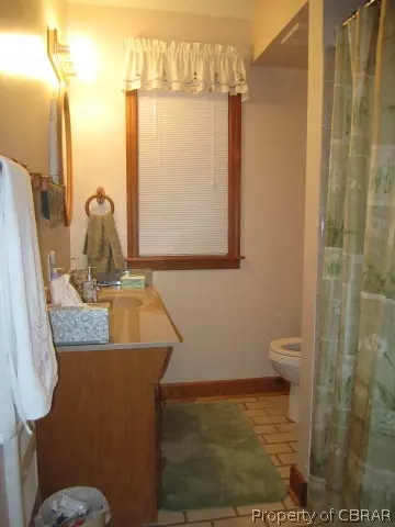 8140 River View Dr, Gloucester, VA 23061 photo 17