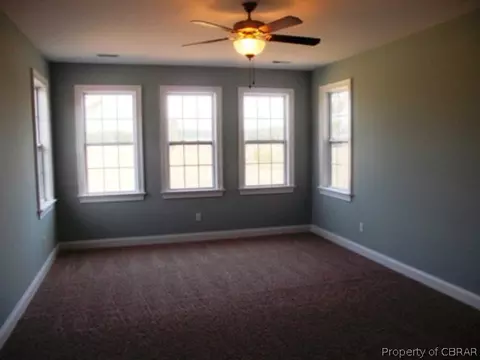5901 Roland Smith Dr, Gloucester, VA 23061 photo 8