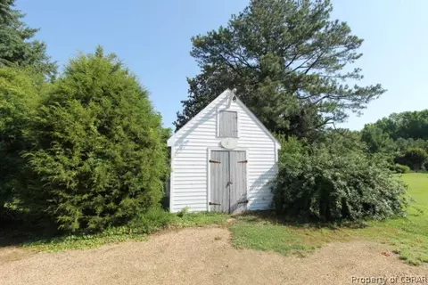 3581 Weems Rd, Weems, VA 22576 photo 6